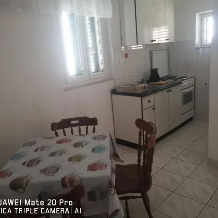 Apartmani Franceska Bol Exterior photo