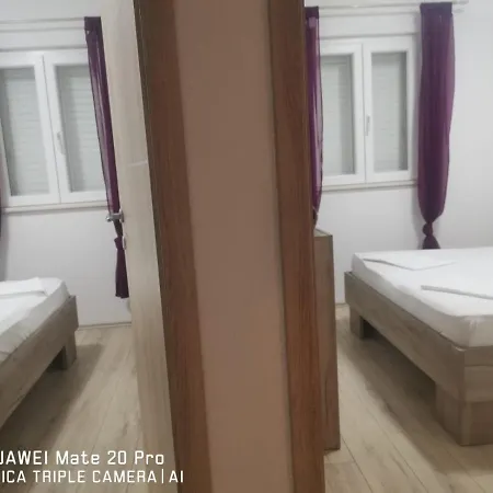 Apartmani Franceska Bol Exterior photo