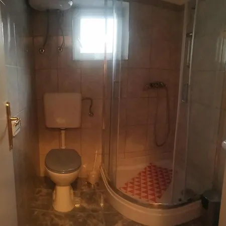 Apartmani Franceska Bol Exterior photo