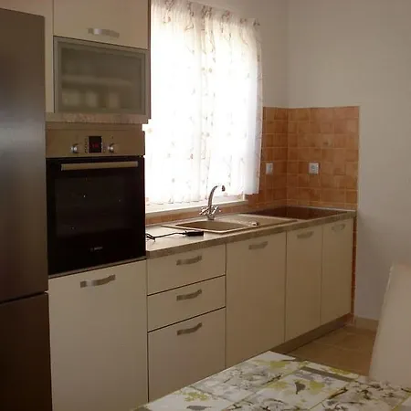 Apartmani Franceska Bol Exterior photo