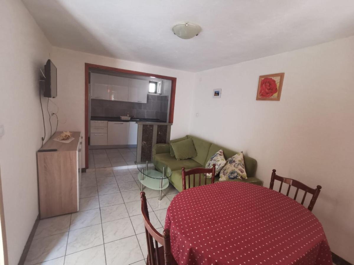 Apartment Franceska *